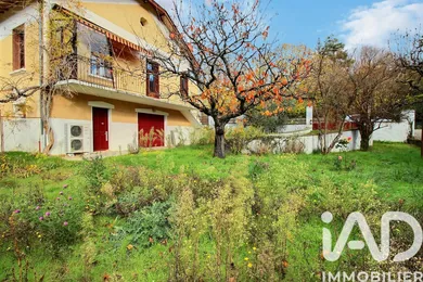 Village house in Montbrun-les-Bains (26570)