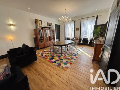Mansion in Châteauroux (36000)
