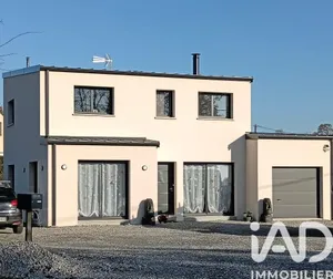 Maison traditionnelle à Val d'Izé (35450)