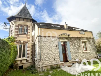 Maison à Bourron-Marlotte (77780)
