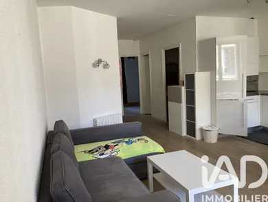 Apartment in Saint-Étienne (42000)
