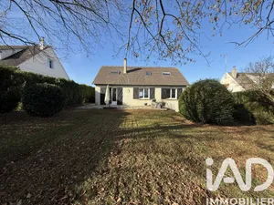 Maison à Senantes (28210)