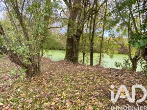 Immeuble à La Taillée (85450)