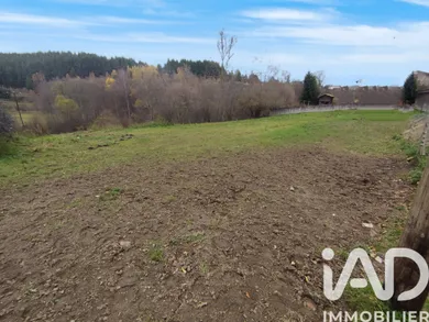 Building plot in Estivareilles (42380)