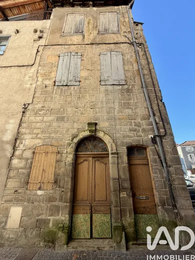 Townhouse in Figeac (46100)