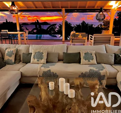 Maison d'architecte à Bouillante (97125)