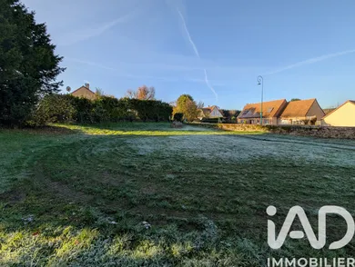 Terrain à Sainte-Sabine-sur-Longève (72380)