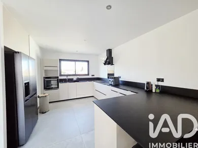 Architectural house in Montamisé (86360)