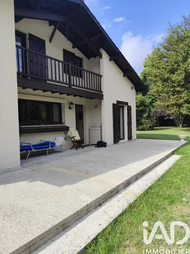 House in Saint-Sauveur (33250)