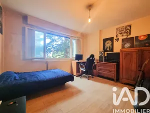 Apartment in Grenoble (38100)