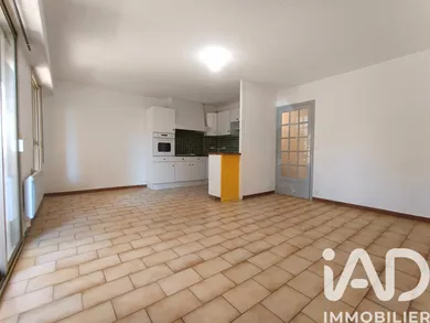 Apartment in Montélimar (26200)