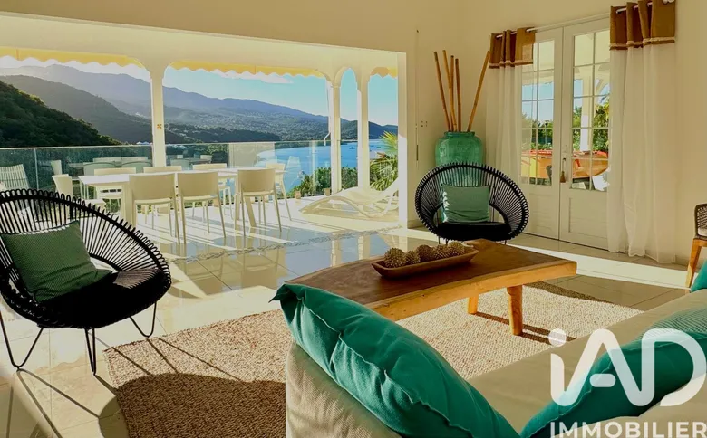 Maison 5 pièces 134 m² · à Bouillante · 134 m² · 1 300 000 €