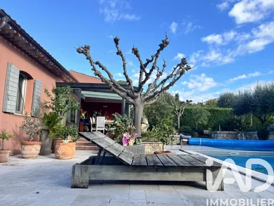 Pavillon à Lorgues (83510)