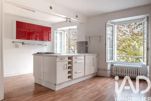 Apartment at Maisons-Alfort (94700)