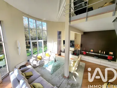 Mansion in Jouy-en-Josas (78350)