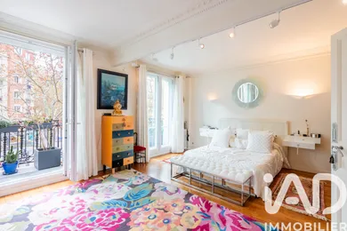 Apartment in Paris (75014)