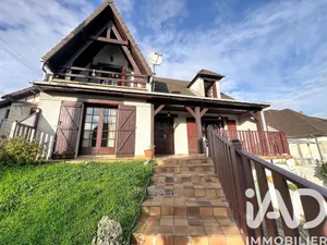 Detached house at Villiers-sur-Marne (94350)