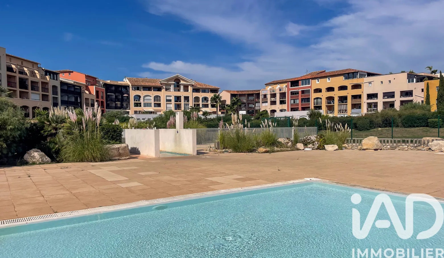 Vente appartement à Gassin (83580) : appartement 2 pièces 36 m² — 2