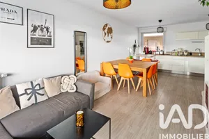 Apartment at Nantes (44300)
