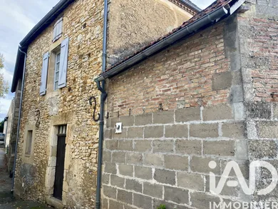 Maison de village à Saint-Martial-de-Nabirat (24250)