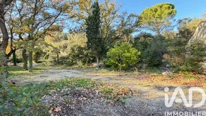 Building plot at Caumont-sur-Durance (84510)