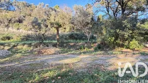 Terrain à Caumont-sur-Durance (84510)