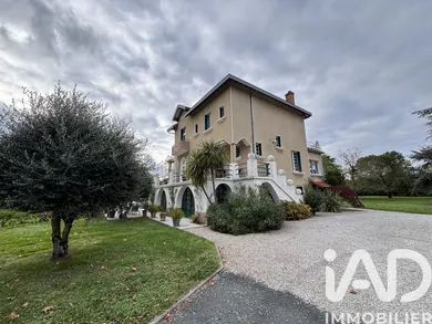 House in Lisle-sur-Tarn (81310)