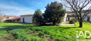 Park home in Clessé (79350)