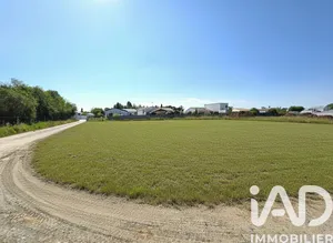Terrain à bâtir à Saint-Laurent-de-la-Prée (17450)