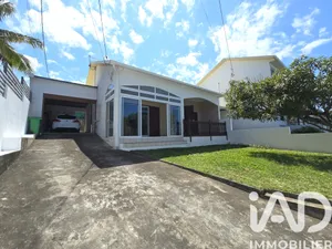 House at Saint-Pierre (97410)