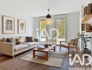 Apartment in Yerres (91330)