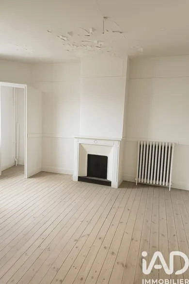 Apartment in Coutances (50200)