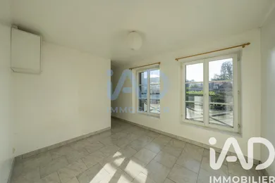 Apartment in Moret-Loing-et-Orvanne (77250)