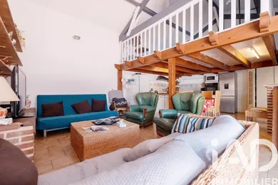 House in Ollioules (83190)