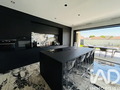 Maison à Aureilhan (65800)