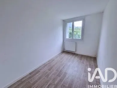 Apartment in Provins (77160)