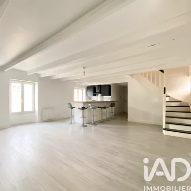 Appartement à Saint-Jouan-des-Guérets (35430)