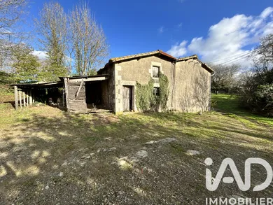 House in Verruyes (79310)