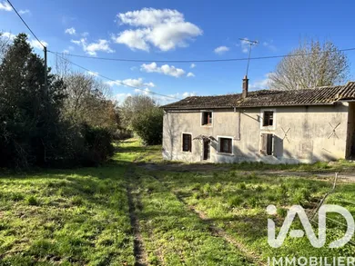 House in Verruyes (79310)