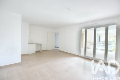 Apartment at Mennecy (91540)