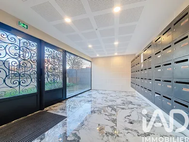 Appartement à Noisy Le Grand (93160)