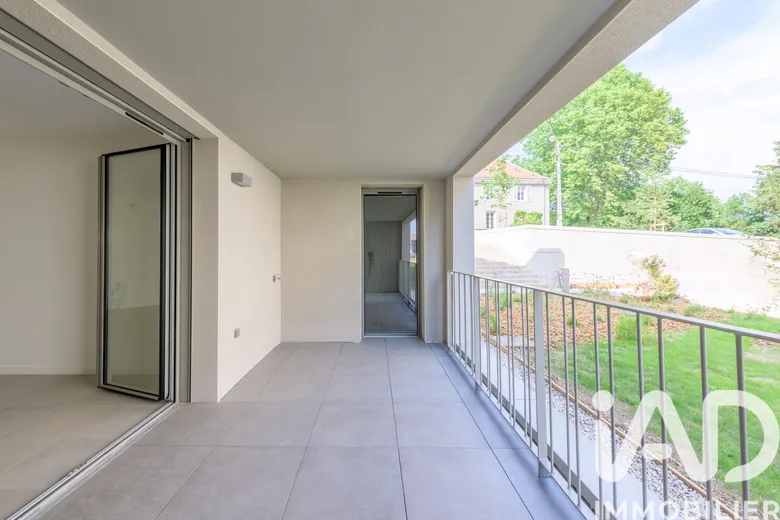 Appartement 3 pièces 73 m² · à Vif · 72,5 m² · 279 000 €