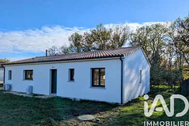 Maison à Saint-Denis-de-Pile (33910)