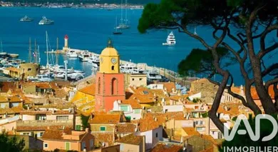 Apartment in Saint-Tropez (83990)