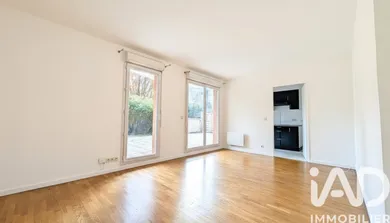 Appartement à Saint-Denis (93200)
