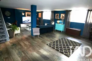 Apartment at Saint-Chéron (91530)