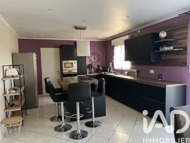 Village house in Saint-Gaudent (86400)