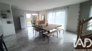 Detached house in Doué-en-Anjou (49700)