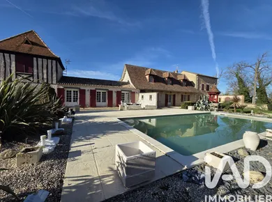 Mansion in Gardonne (24680)