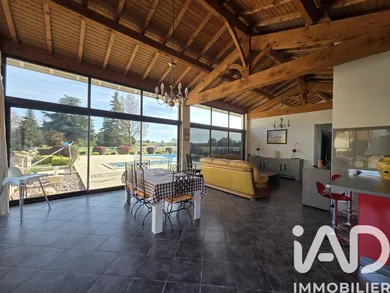 Mansion in Gardonne (24680)